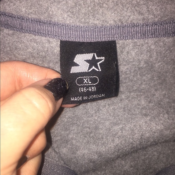 Pullover - Picture 2 of 2